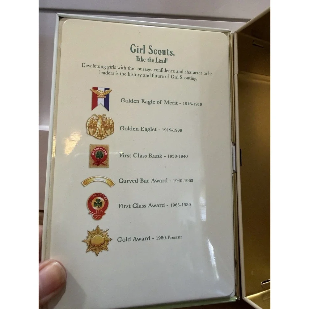 Girl Scouts bank vtg lead